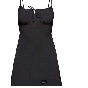 Aritzia Delilah dress